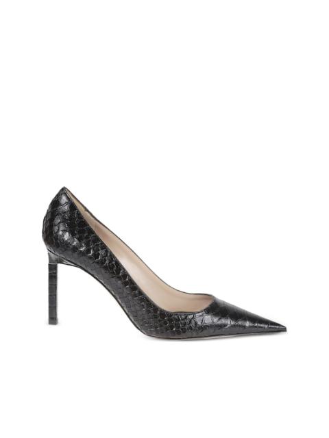 heeled pointed pumps