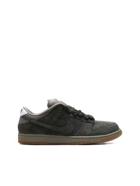 SB Dunk Low Pro B sneakers