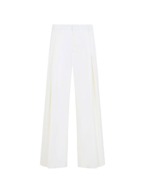 pleated trousers