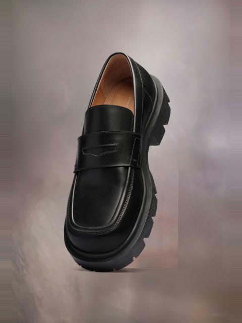 【関税込み】Maison Margiela ブラック＆タン Ivy ローファー Maison Margiela Ivy ローファー | ブラック | FARFETCH JP