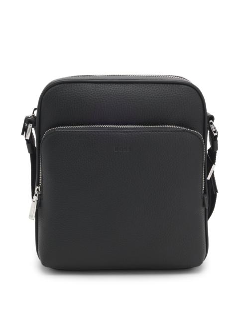 REPORTER BAG IN GRAINED ITALIAN LEATHER WITH EMBOSSED LOGO