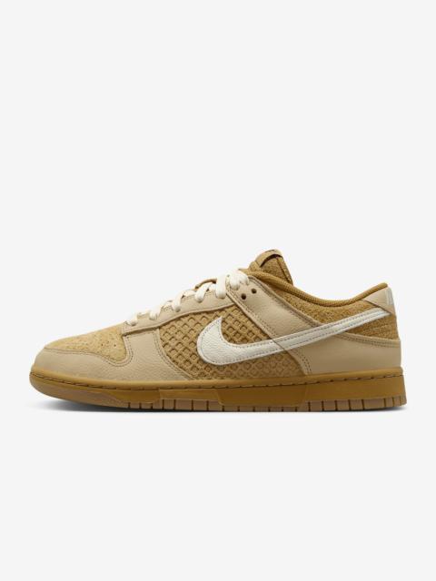 Nike Men's Dunk Low Retro Shoes