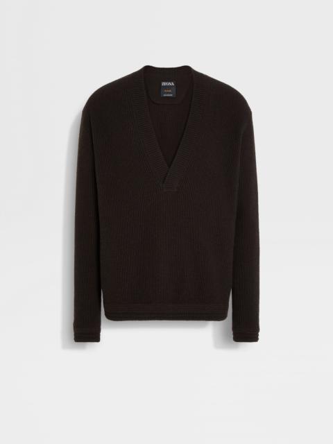 DARK BROWN OASI CASHMERE V-NECK
