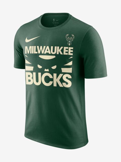 Milwaukee Bucks Courtside Men's Nike NBA T-Shirt