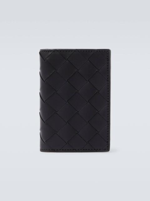 Intrecciato leather wallet