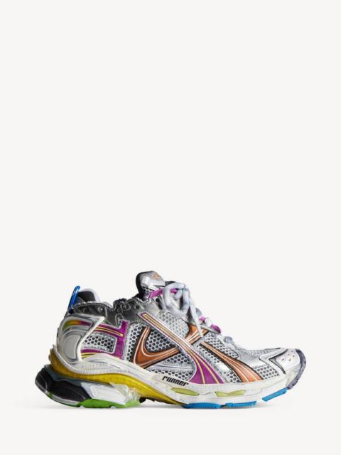 Women's Runner Sneaker in Grey