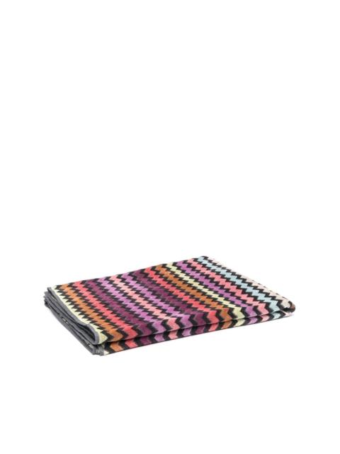 Warner zigzag bath towel