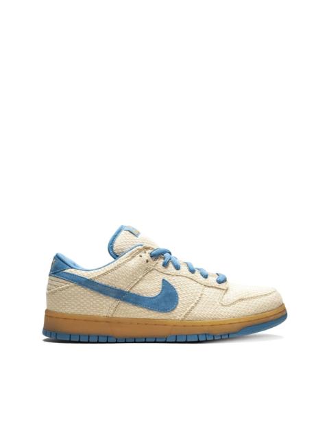 Dunk Low Pro SB sneakers