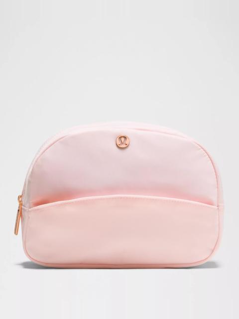 City Essentials Pouch 4L