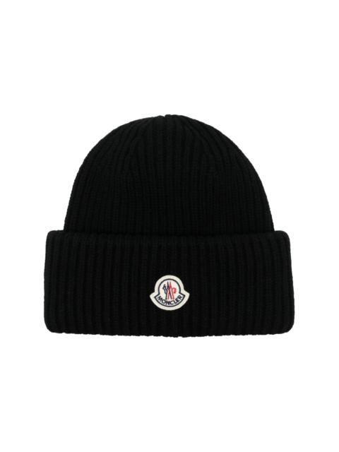 logo-patch ribbed beanie