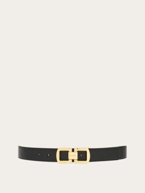 Reversible and adjustable belt
