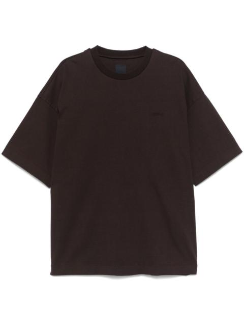 logo-embroidered T-shirt