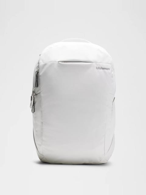 Triple-Zip Backpack 28L *Tech Canvas