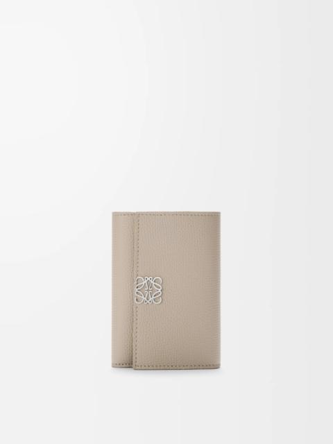 Anagram small vertical wallet in pebble grained calfskin