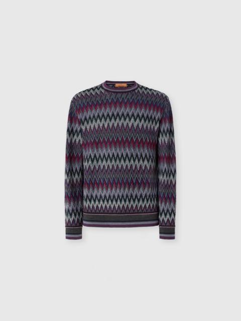 Crew neck sweater with 3d zigzag pattern