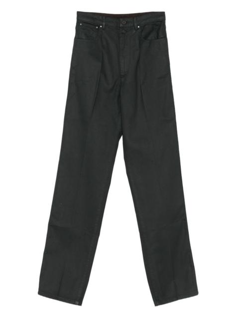 pleated trousers