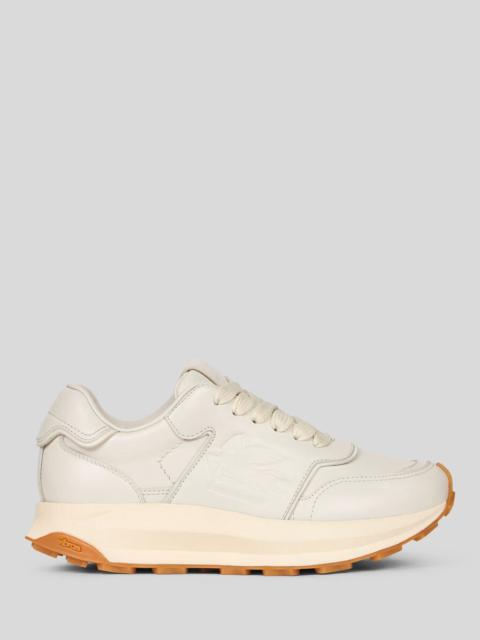 RUNNING SNEAKERS WITH PEGASO