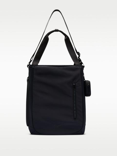 Nike Sportswear Commute Tote Bag (20L)