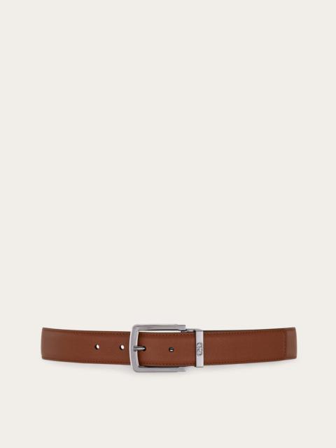 Reversible and adjustable belt