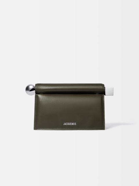 The Rond Carré clutch