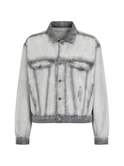 button denim jacket