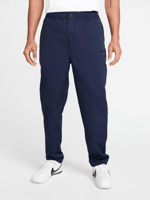 Nike Club Men's Woven Tapered Pants