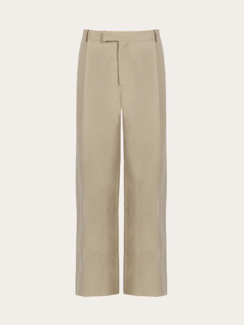 Relaxed tailored trouser