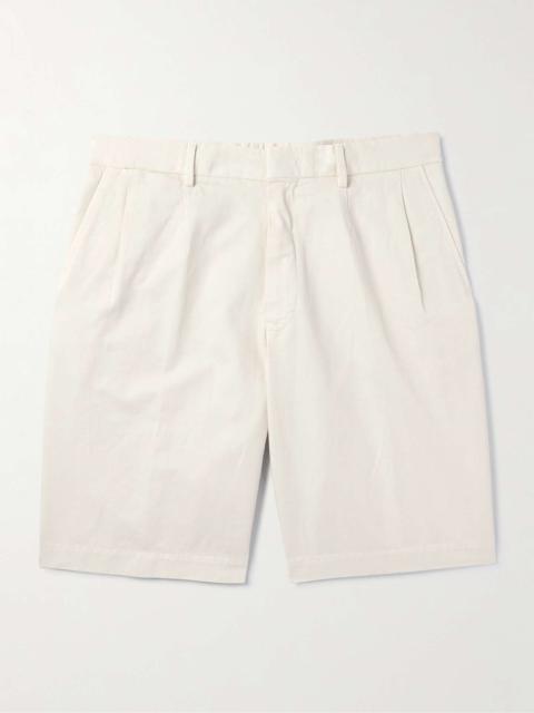 Straight-Leg Pleated Cotton and Linen-Blend Twill Shorts