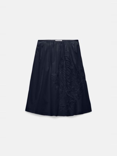 EMBROIDERED BEAUTY skirt