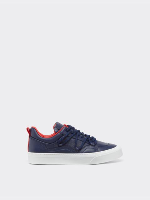 Trainers in tumbled leather