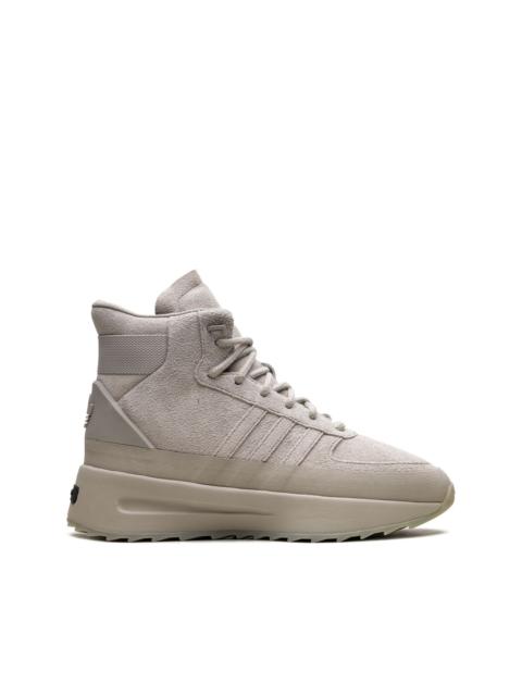 x Adidas Los Angeles Hikers "Fear Of God Athletics - Sesame" sneakers