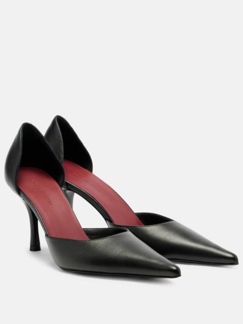 Leather pumps