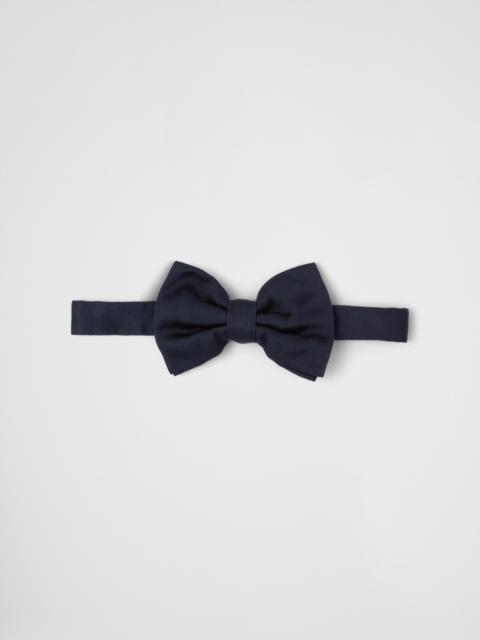 Satin bow-tie