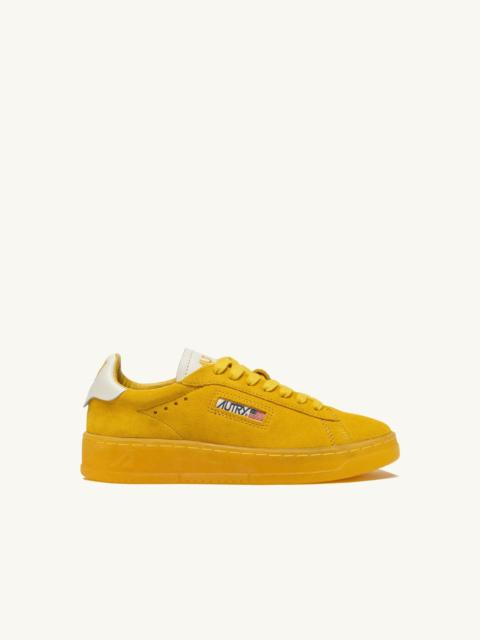 DALLAS LOW SNEAKERS IN MARSHMALLOW AND YELLOW SUEDE