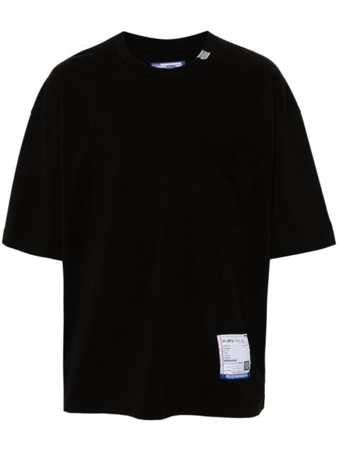 patch-detailed T-shirt