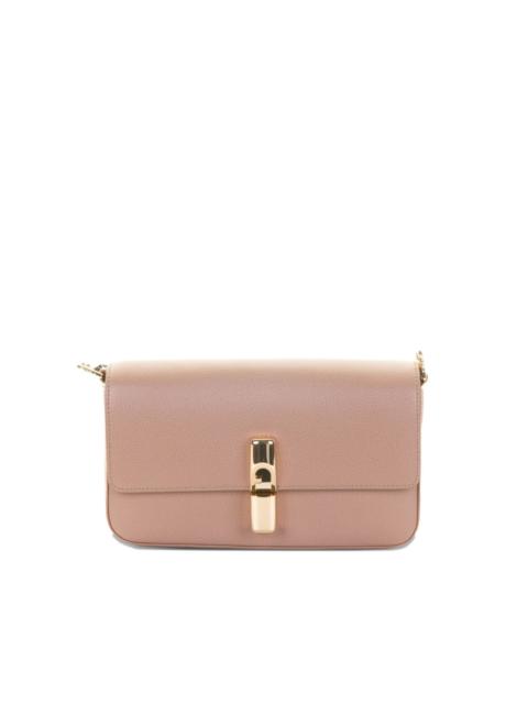 lock-detail leather shoulder bag