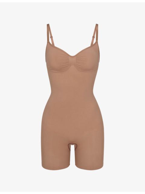 Sculpt ruched stretch-woven body