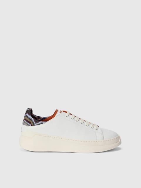 Sneakers with zigzag fabric insert and logo
