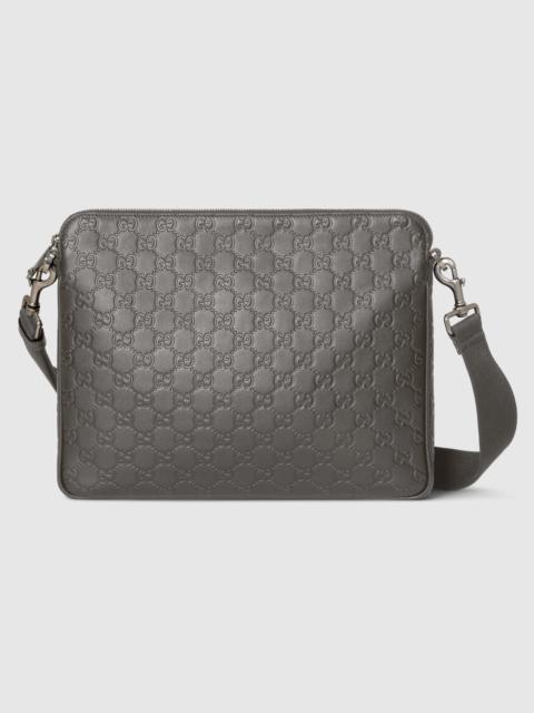 GG Emblem medium crossbody bag