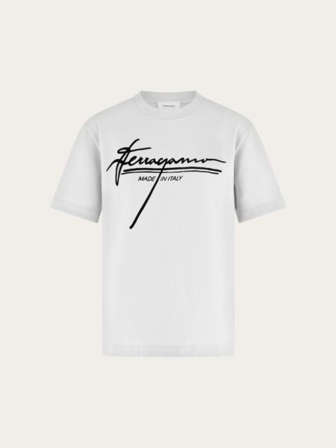 T-shirt with signature detail