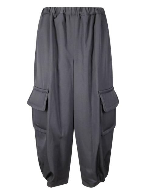 cuffed-ankles trousers