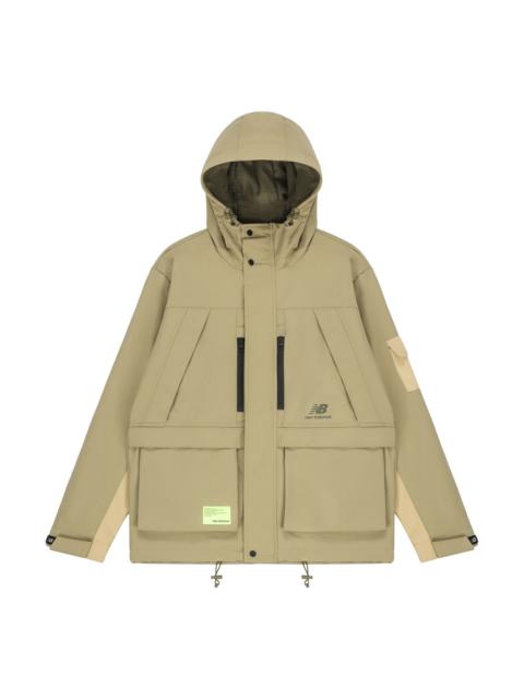 New Balance Men's New Balance Multiple Pockets Woven Hooded Jacket Khaki AMJ21356-TCO