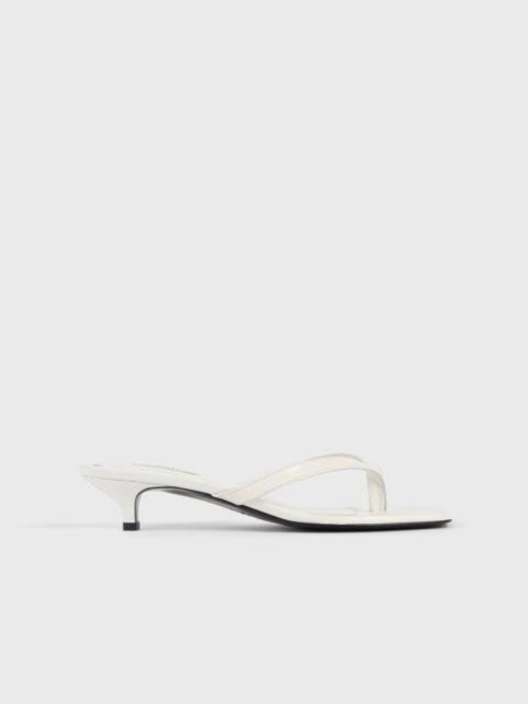 Croco-embossed heeled flip flops off-white