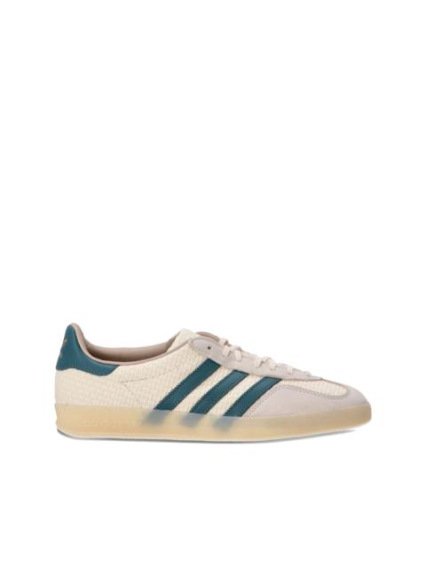 Gazelle three-stripe textured sneakers