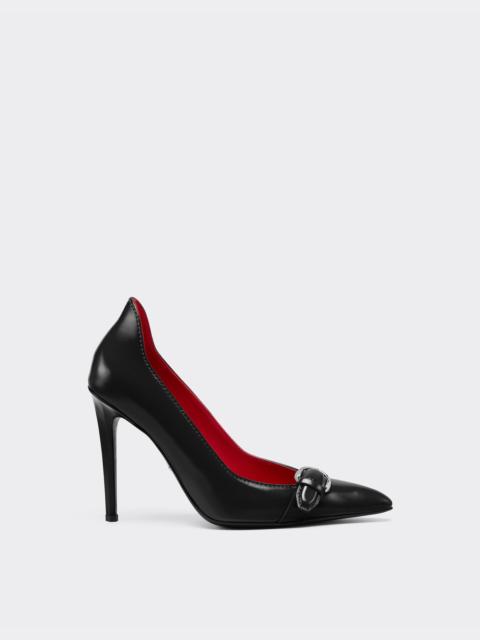 Court shoes in ultra-wet-effect glossy leather