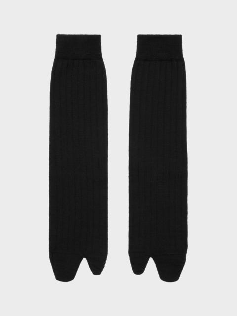Tabi socks