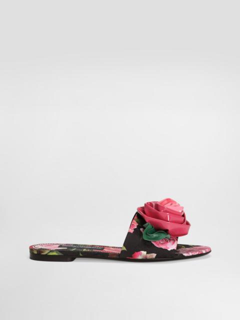 Printed brocade sliders