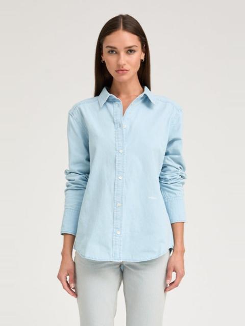 LIGHT BLUE CHAMBRAY BUTTON DOWN