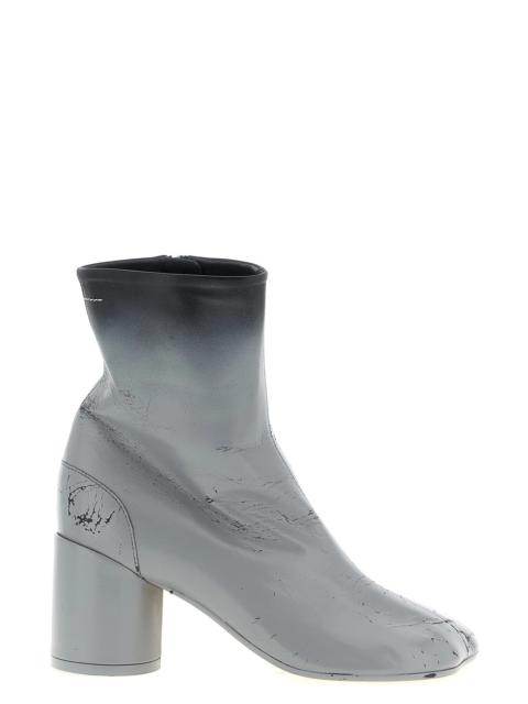 'Anatomic' ankle boots