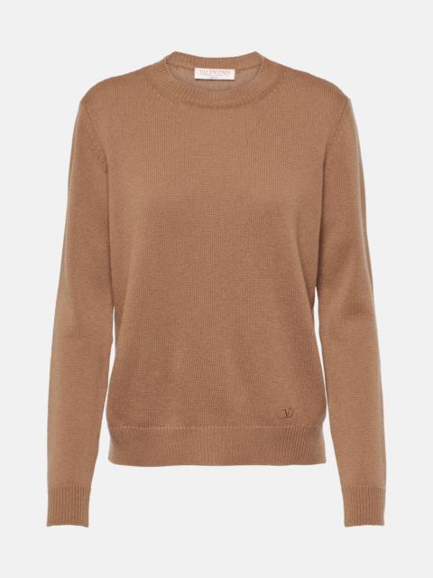 Cashmere sweater